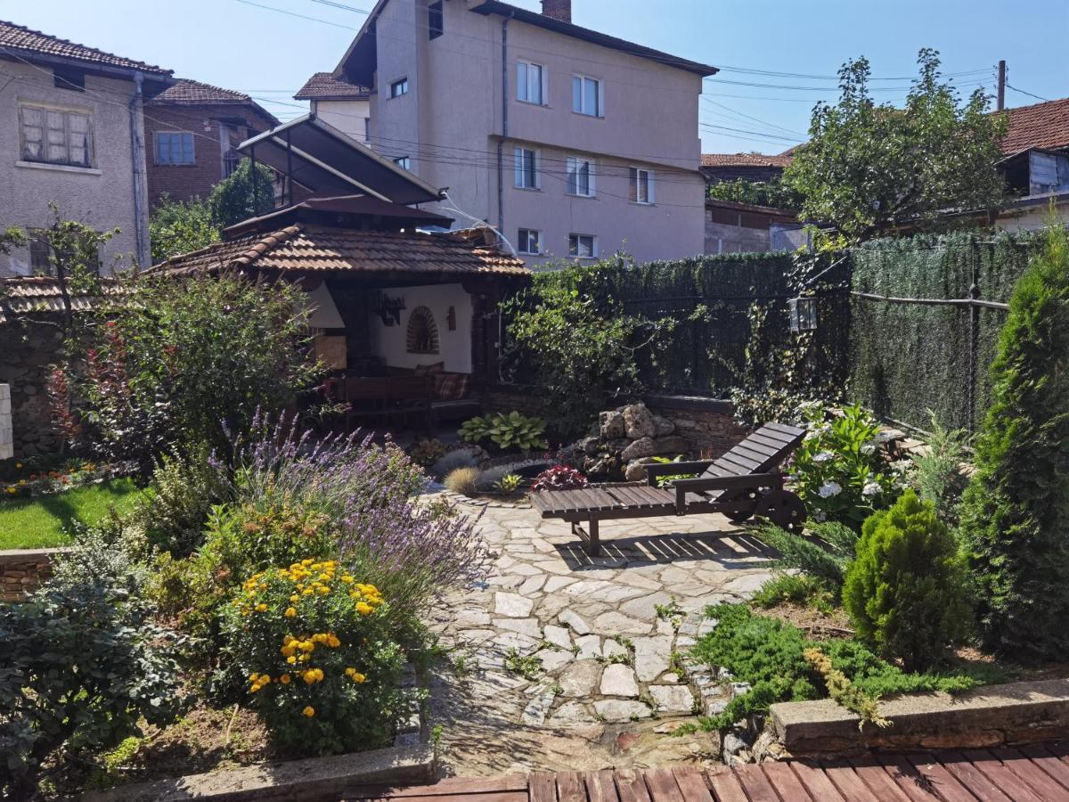 Mira Guest House Dobrinishte Luaran gambar