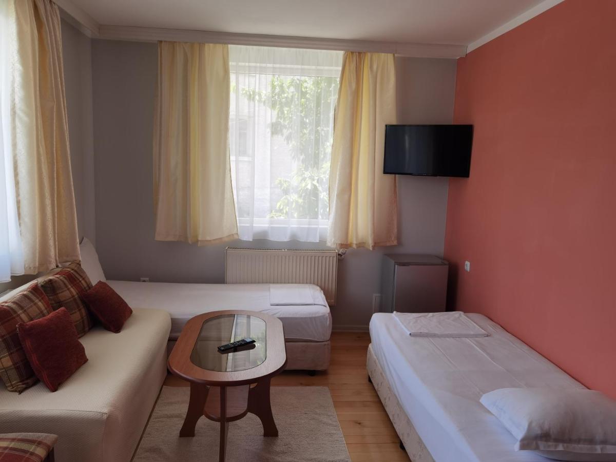 Mira Guest House Dobrinishte Luaran gambar